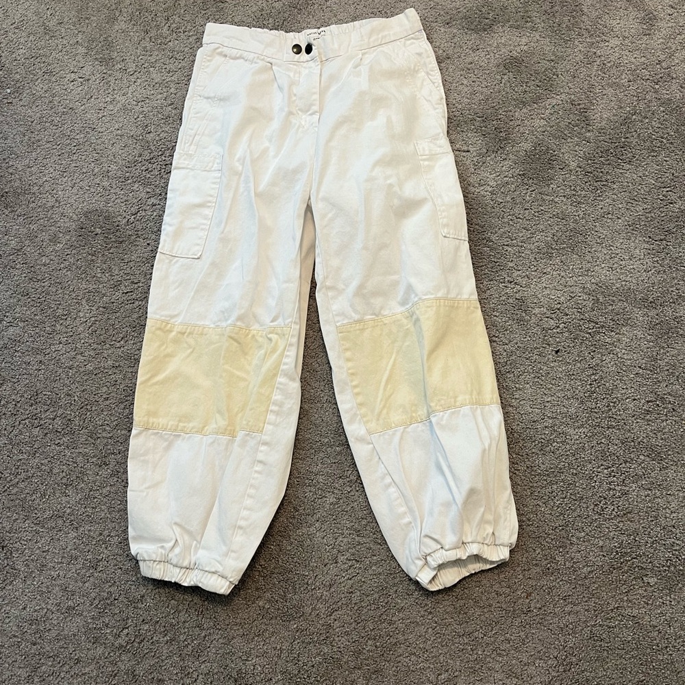 Native Youth size L joggers